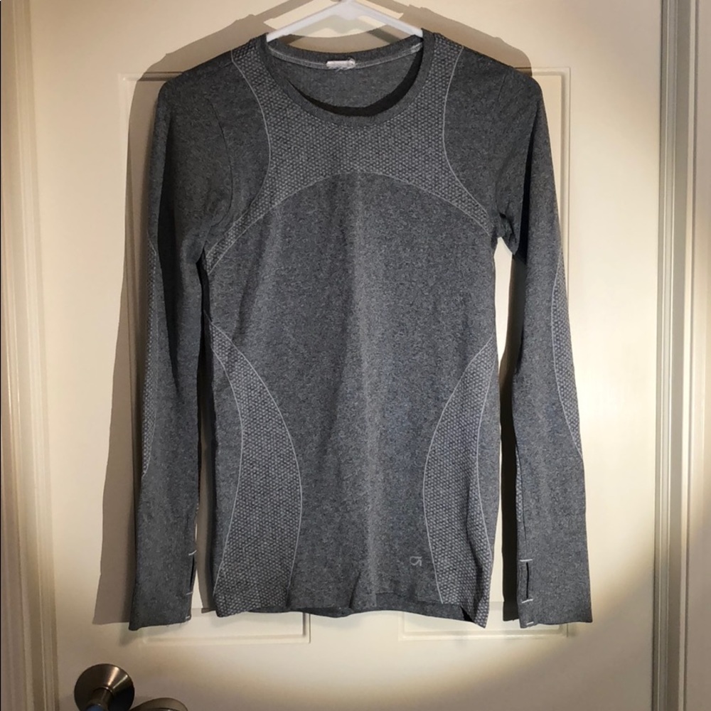 Gap body athletic long sleeve